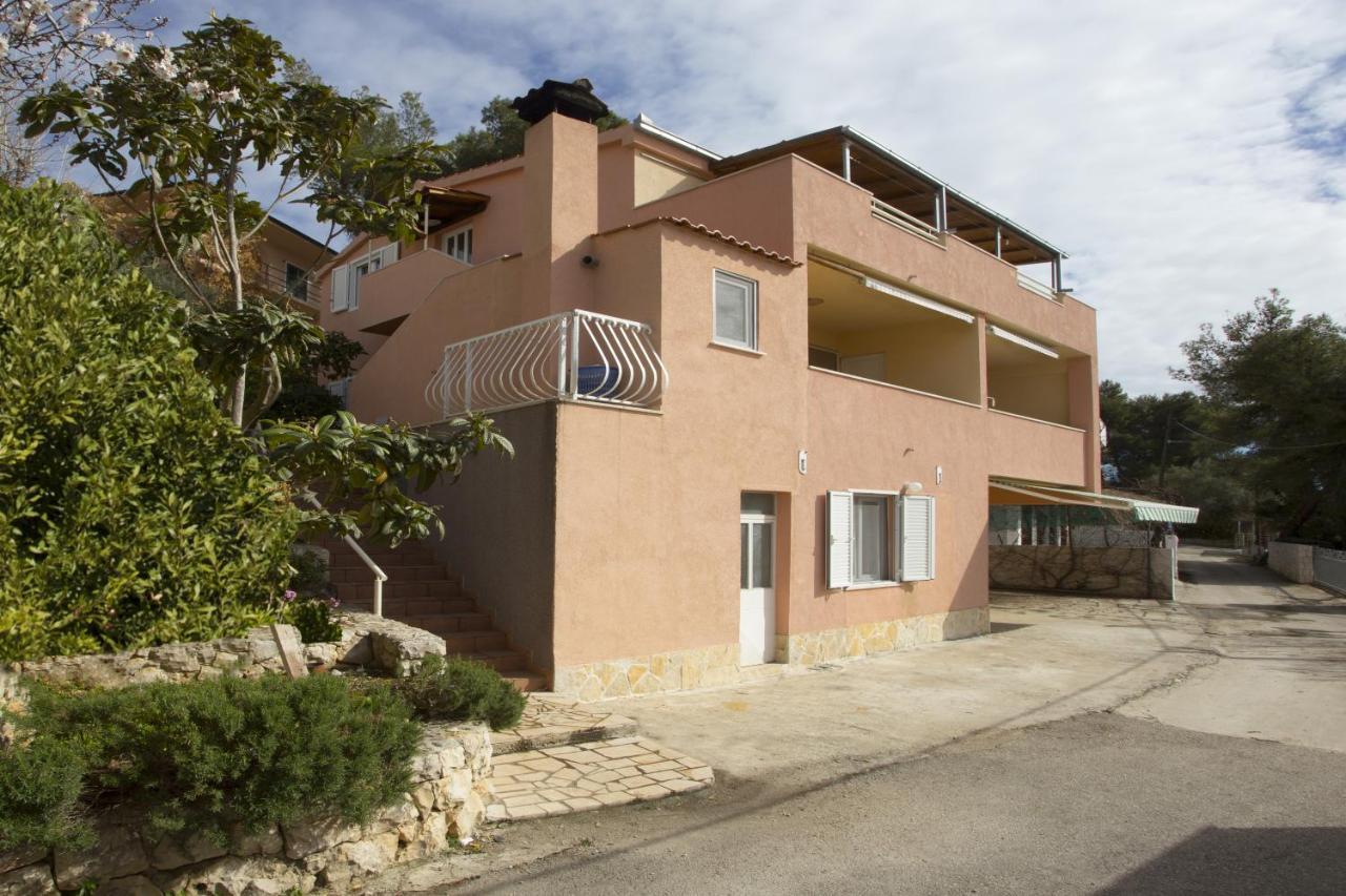 Apartments By The Sea Mavarstica, Ciovo - 12696 โตรกีร์ ภายนอก รูปภาพ